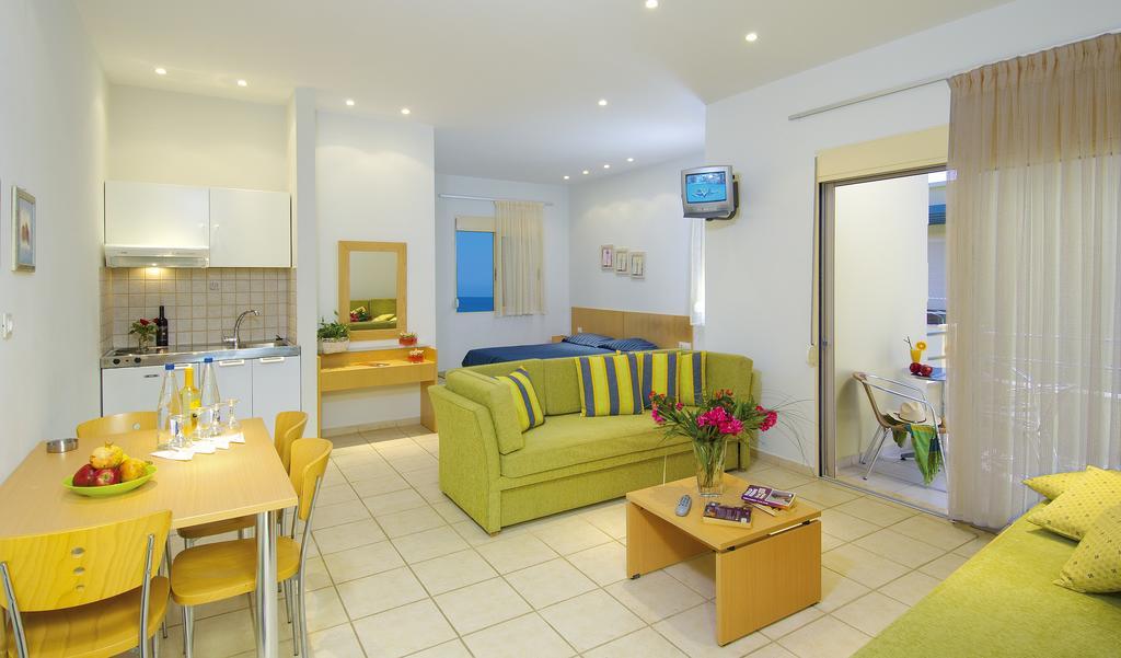 Lissos Beach Platanias  Room photo